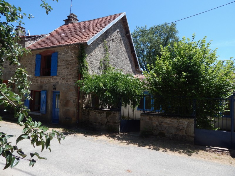 Maison à vendre en Limousin Creuse ST PIERRE BELLEVUE Maison de