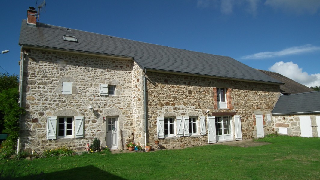 Maison à vendre en Auvergne Puy de Dome VILLOSANGES Ferme