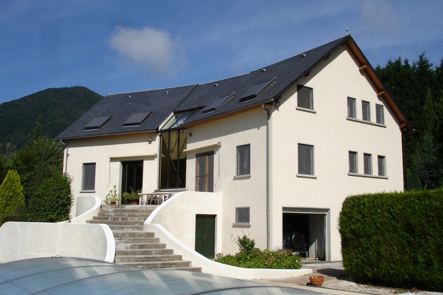 House for sale in HECHES Hautes Pyrenees Magnificent property with