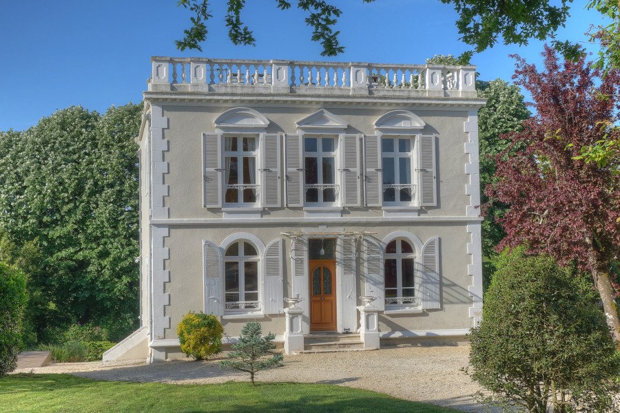 Maison à vendre en Pays de la Loire Vendee FONTENAY LE COMTE Superbe