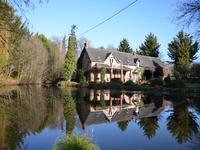 Maison à vendre à , Mayenne, Pays_de_la_Loire, avec Leggett Immobilier