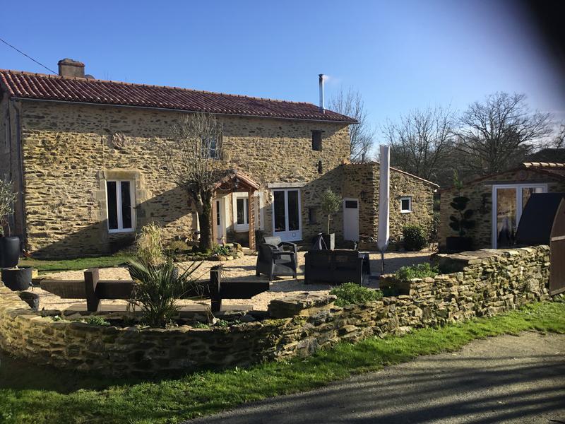 House for sale in LA CHATAIGNERAIE Vendee Renovated detached stone