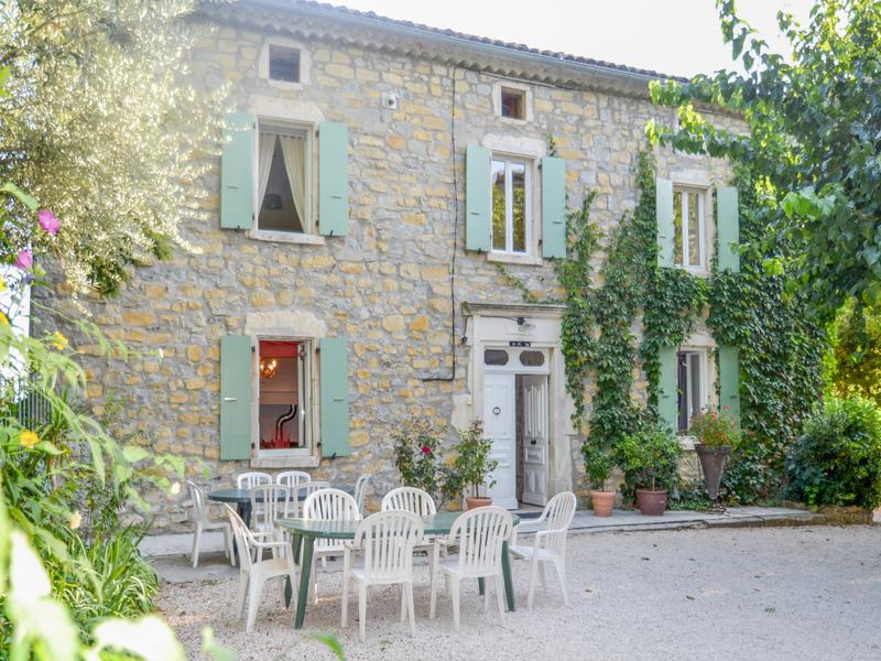 Commerce à vendre en Rhone Alpes Ardeche GROSPIERRES Très belle