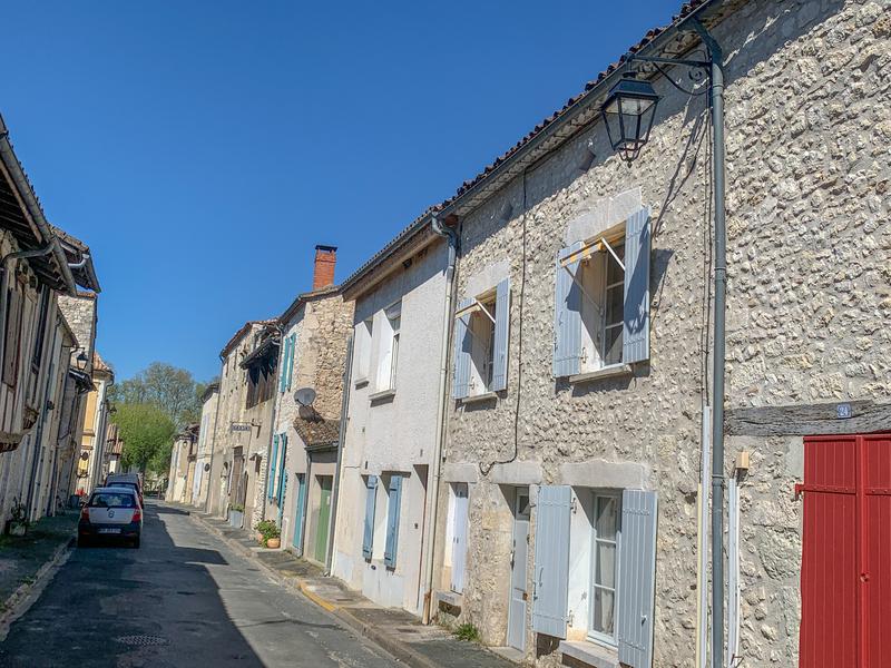 Maison à vendre en Aquitaine Dordogne EYMET Ravissante maison de