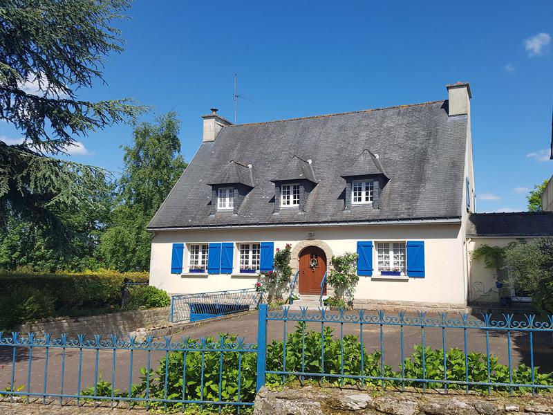 Maison à vendre en Bretagne Cotes d Armor MONCONTOUR Grande maison