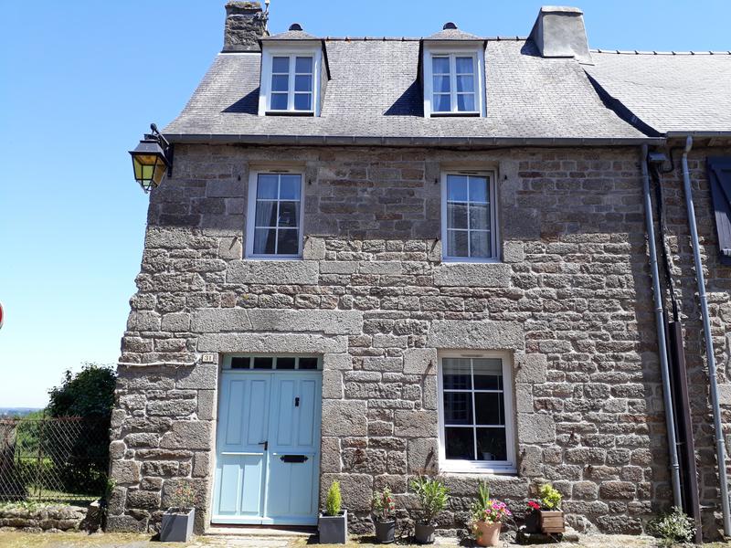 Maison à vendre en Bretagne Cotes d Armor MONCONTOUR Maison spacieuse