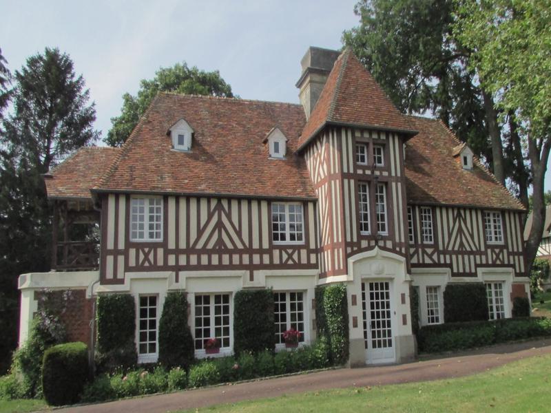 House for sale in STE FOY DE MONTGOMMERY Calvados 5 minutes from