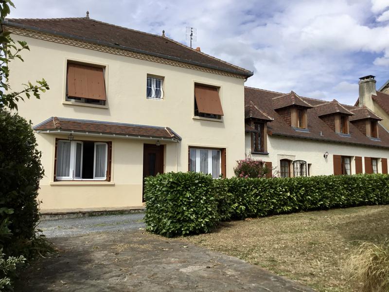 Maison à vendre en Aquitaine Dordogne ST MEDARD D EXCIDEUIL Située