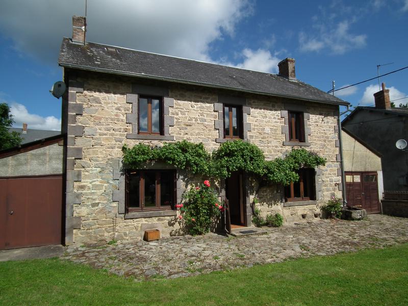 Maison à vendre en Auvergne Puy de Dome GIAT Charmante maison de 3