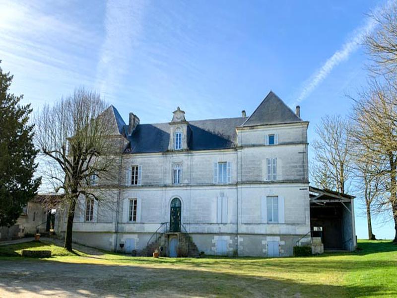 Maison à vendre en Poitou Charentes Charente ST MEDARD DE BARBEZIEUX
