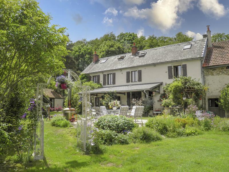 Maison à vendre en Auvergne Puy de Dome TEILHET Jolie maison de ferme