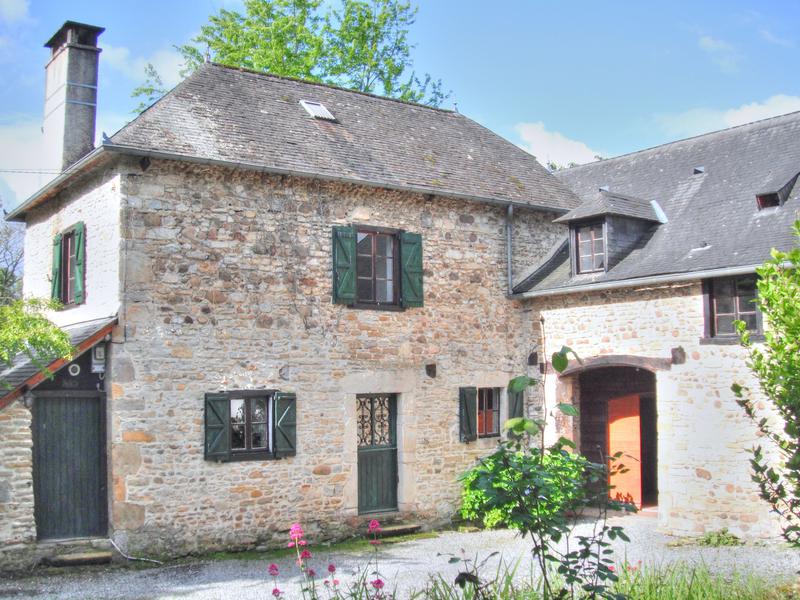 Maison à vendre en Aquitaine Pyrenees Atlantiques OLORON STE MARIE MAGNIFIQUE MAISON DE MAÎTRE
