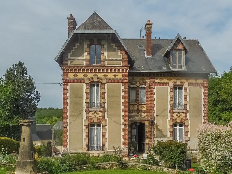 House for sale in ETREPAGNY Eure Beautiful « Maison de maître