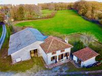 Maison à vendre à , Charente, Poitou_Charentes, avec Leggett Immobilier