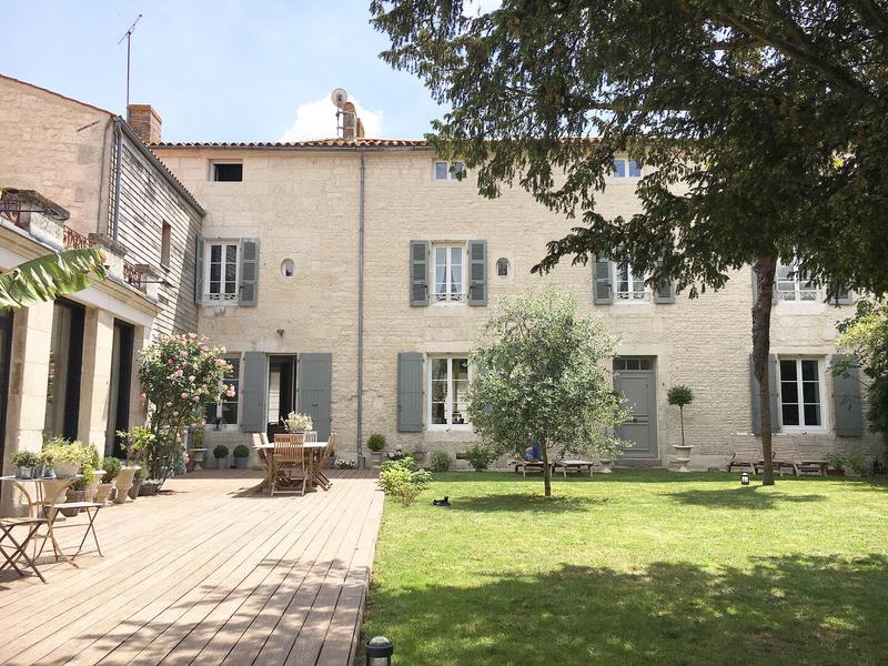 House for sale in LUCON Vendee Immaculate 18th century property, 6