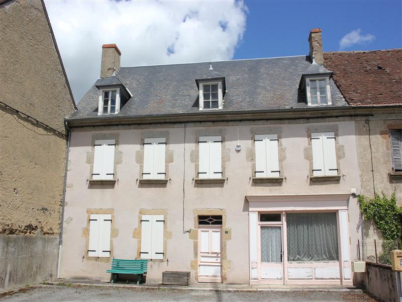 Maison à vendre en Limousin - Creuse AUZANCES Ancienne auberge de