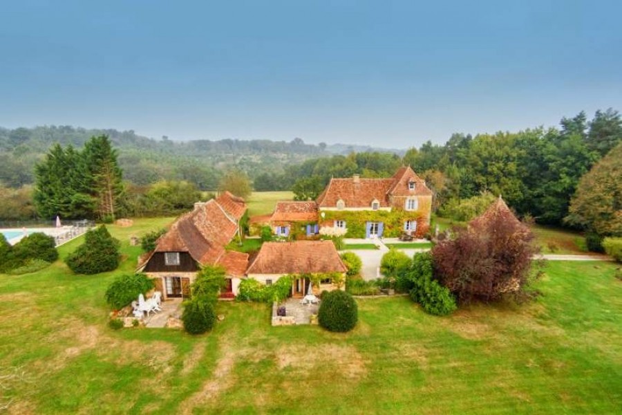 House for sale in ST FELIX DE REILLAC ET MORTEMA Dordogne Stunning