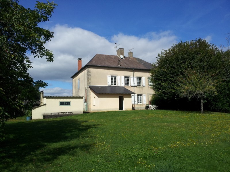 Maison à vendre en Limousin - Correze CHAMBOULIVE AILE D’UNE BELLE