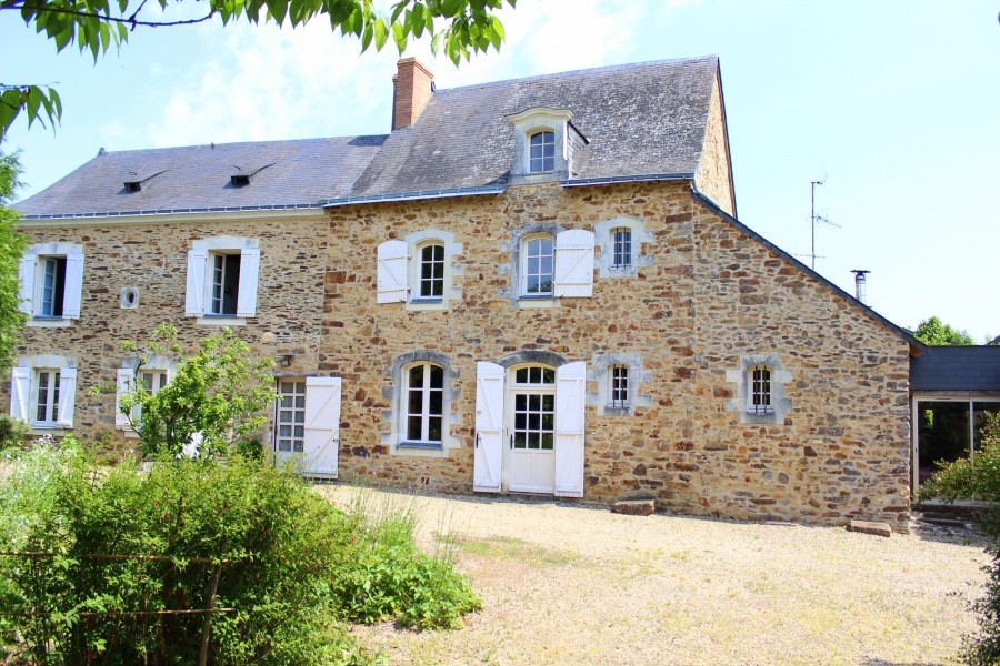 Maison à vendre en Pays de la Loire - Maine et Loire CHAMBELLAY Maison