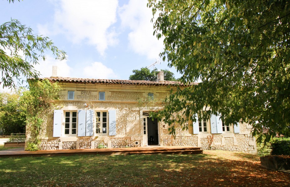 Maison à vendre en Poitou Charentes - Charente Maritime LE PIN Très