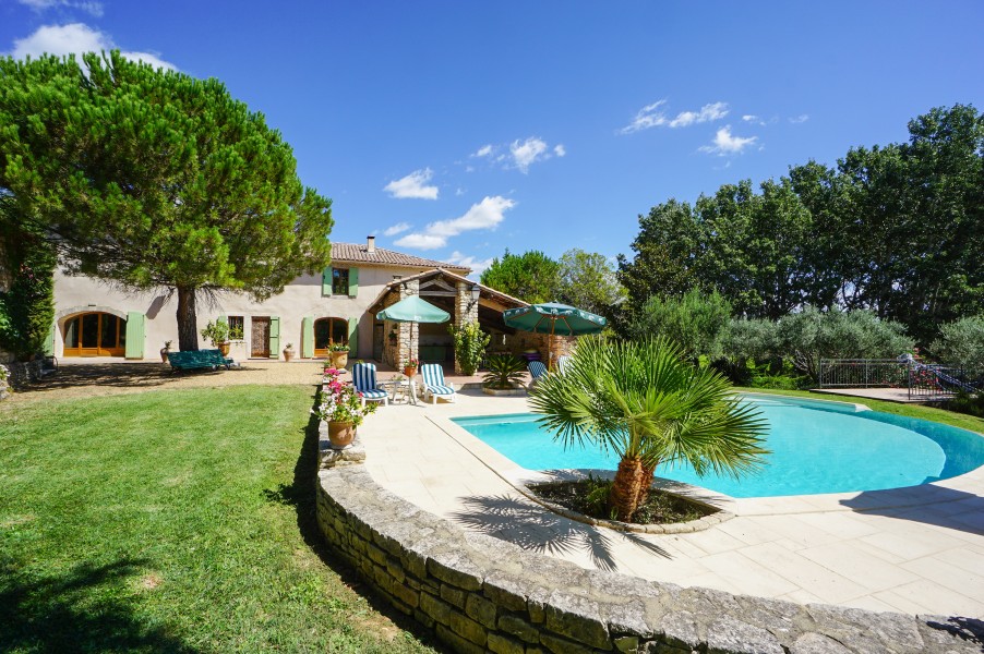 Maison à vendre en Rhone Alpes Ardeche SAINT MARCEL DARDECHE Superbe et authentique demeure