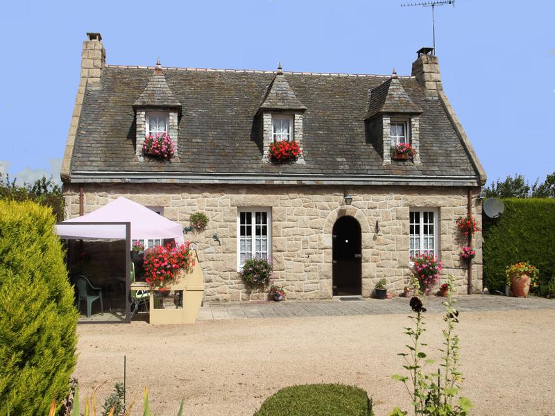 Maison à vendre en Bretagne Cotes d Armor LANRODEC Belle maison néo