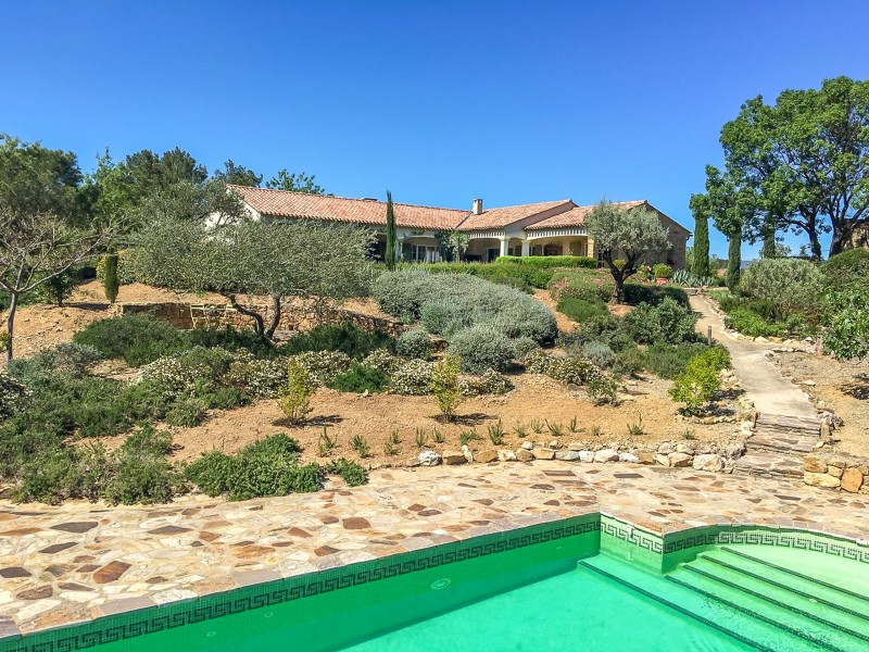 House for sale in ST CHINIAN Herault Splendid Mas with 260 m² in an