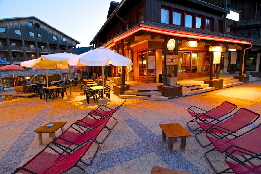 Commercial for sale in LES DEUX ALPES Isere Successful Restaurant