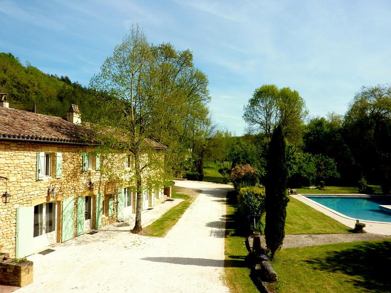 Maison à vendre en Aquitaine Dordogne BEAUMONTOIS EN PERIGORD Magnifique moulin de prestige