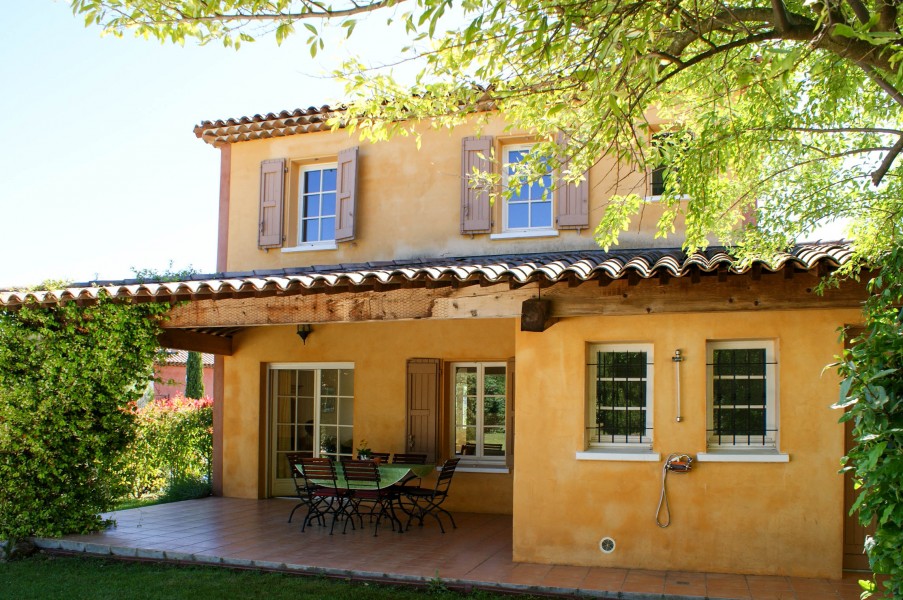 Maison à vendre en PACA Var FAYENCE Une villa de 3 chambres avec