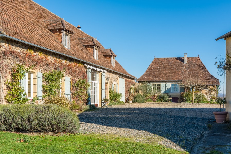 House for sale in EXCIDEUIL Dordogne Luxury character stone