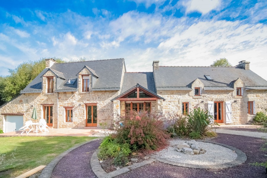 Maison à vendre en Bretagne - Morbihan BUBRY Superbe longere de 5