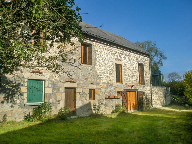 Maison à vendre en Auvergne Puy de Dome SAINT GERVAIS DAUVERGNE Très