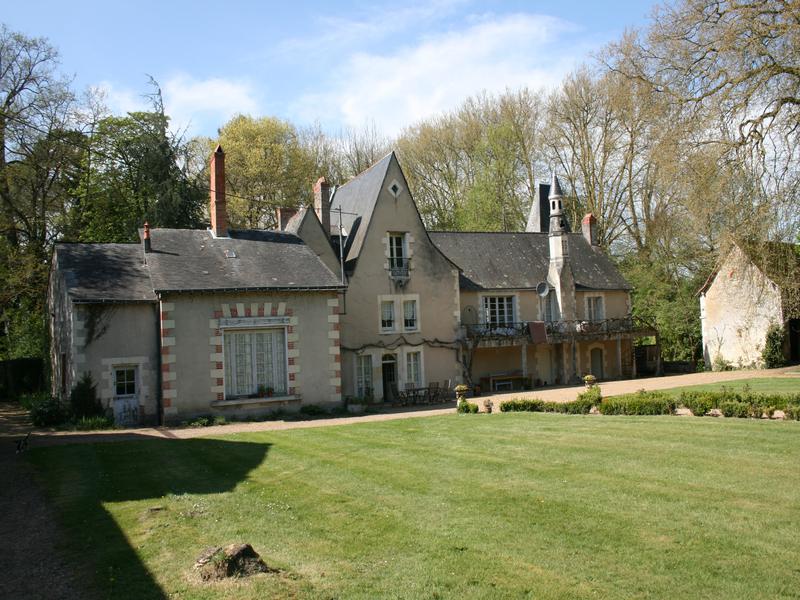 Maison à vendre en Pays de la Loire - Maine et Loire NOYANT Château de
