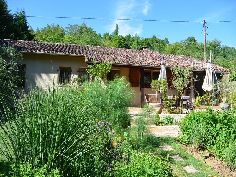 Maison à vendre en Midi Pyrenees Tarn et Garonne ST ANTONIN NOBLE VAL Maison récente de plain