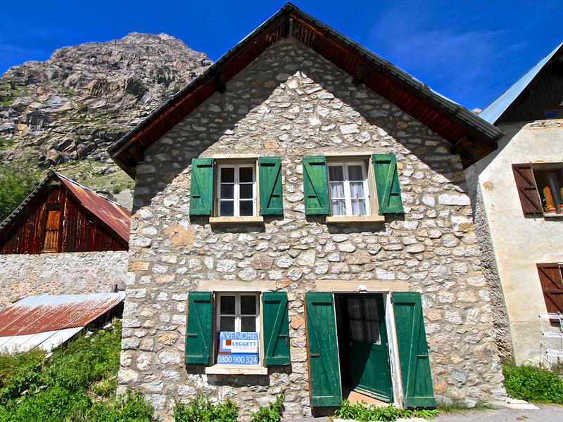 Maison à vendre en Rhone Alpes Isere Saint Christophe En Oisans Grande Maison en Pierre a