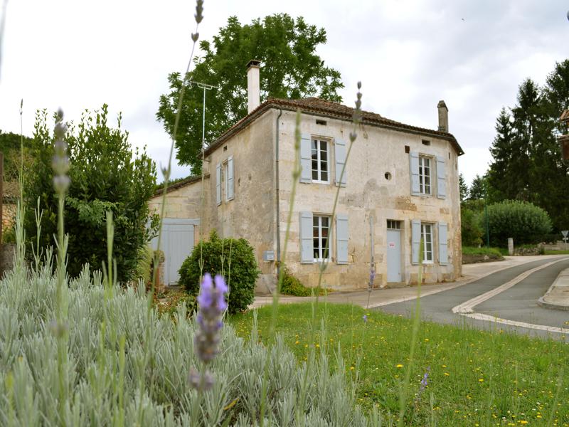 Maison à vendre en Poitou Charentes Charente GRASSAC Maison