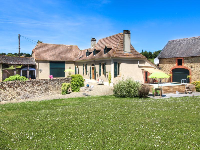 Maison à vendre en Aquitaine Pyrenees Atlantiques LANNECAUBE Superbe