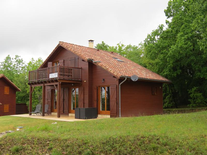 House for sale in SOUILLAC Lot Magnificent three bedroom elevated property with stunning