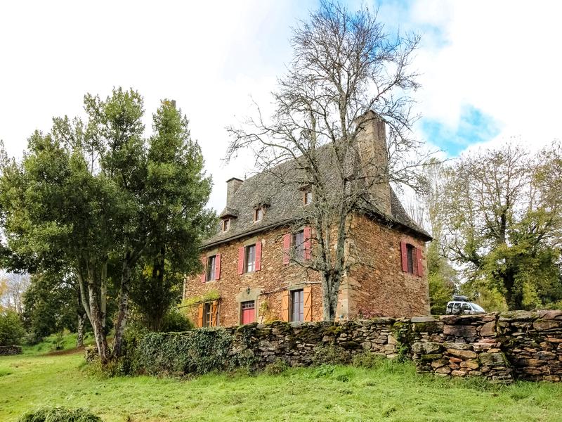House for sale in CONQUES Aveyron Beautiful typically Aveyronnaise property, composed of a