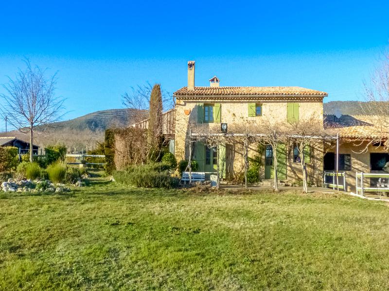 House for sale in AMPUS Var Ampus Superb 2 bedroomed equestrian