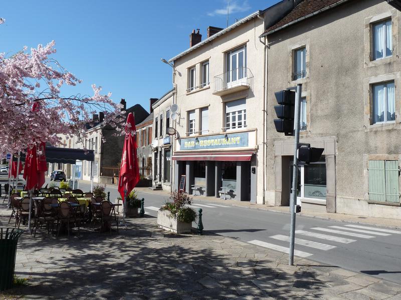 Commercial for sale in MAGNAC LAVAL Haute Vienne Fantastic