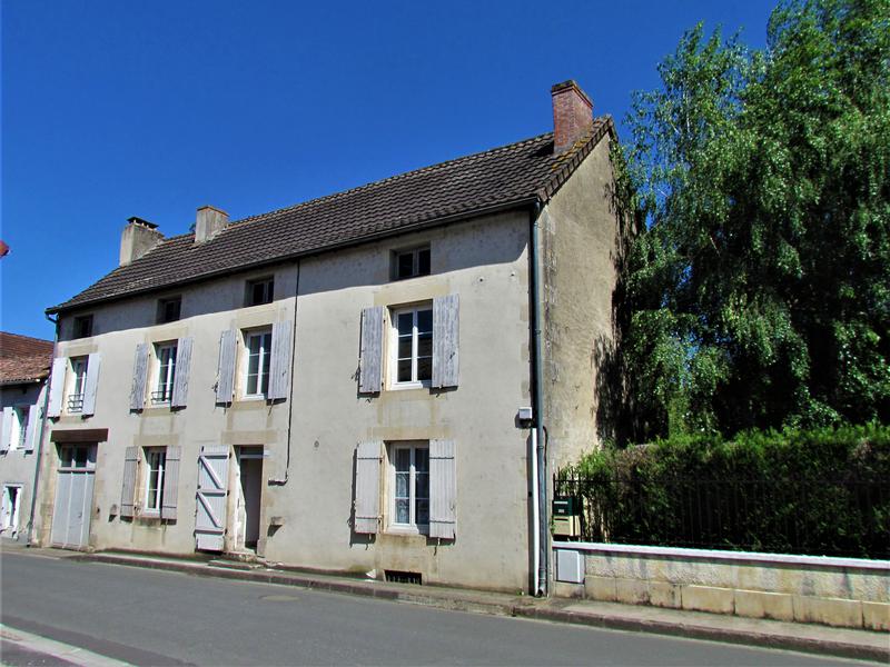 House for sale in GOUEX Vienne Lovely, very spacious 3/4 bedroom