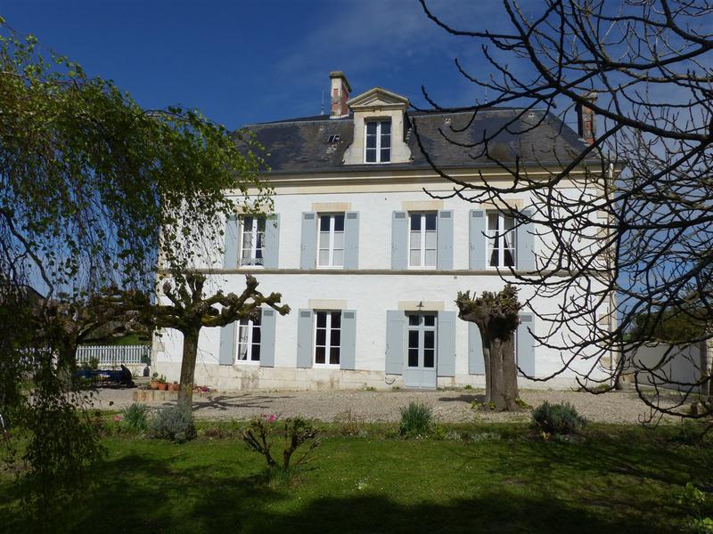Maison à vendre en Poitou Charentes Charente Maritime MORTAGNE SUR