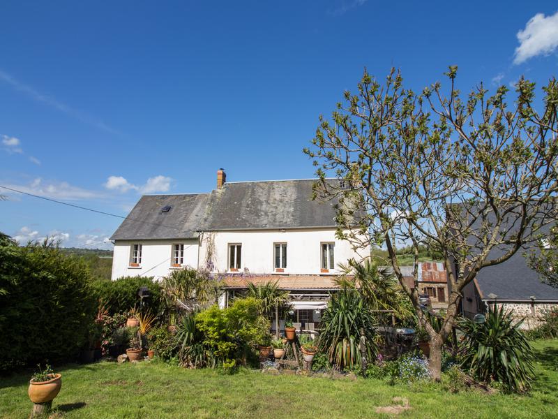 House for sale in CONDE SUR VIRE Manche Three bed stone house with