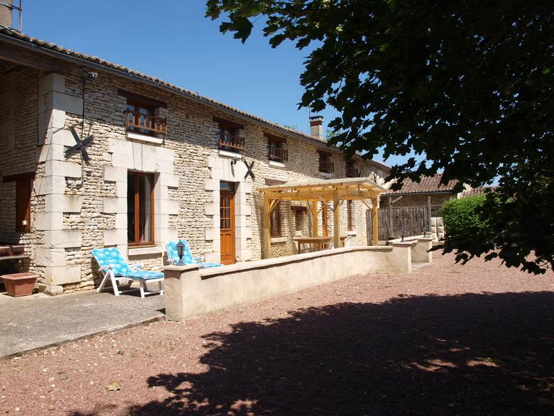 House for sale in MARTAIZE Vienne Beautifully restored three