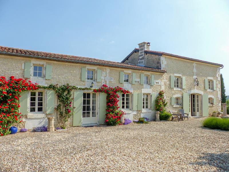 House for sale in CHATEAUNEUF SUR CHARENTE Charente Beautiful