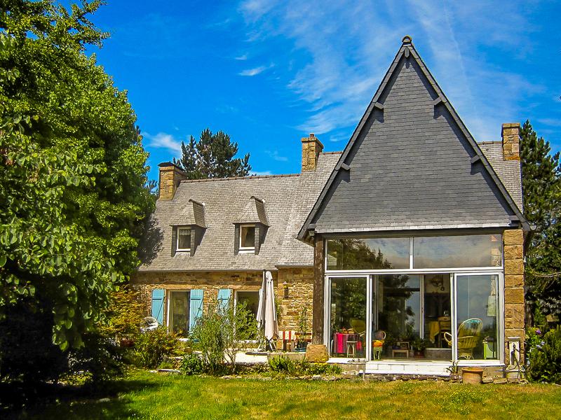 Maison à vendre en Bretagne Cotes d Armor LANNION Près de la plage, cette maison familiale