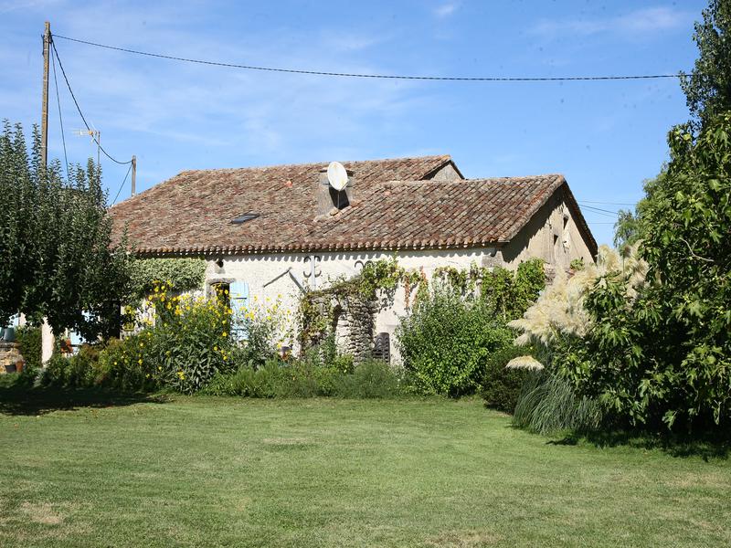 Maison à vendre en Aquitaine Lot et Garonne ST PIERRE SUR DROPT Grande maison en pierres avec