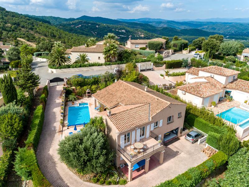 Maison à vendre en PACA Var Les Adrets de L Esterel Les AdtretsVaste